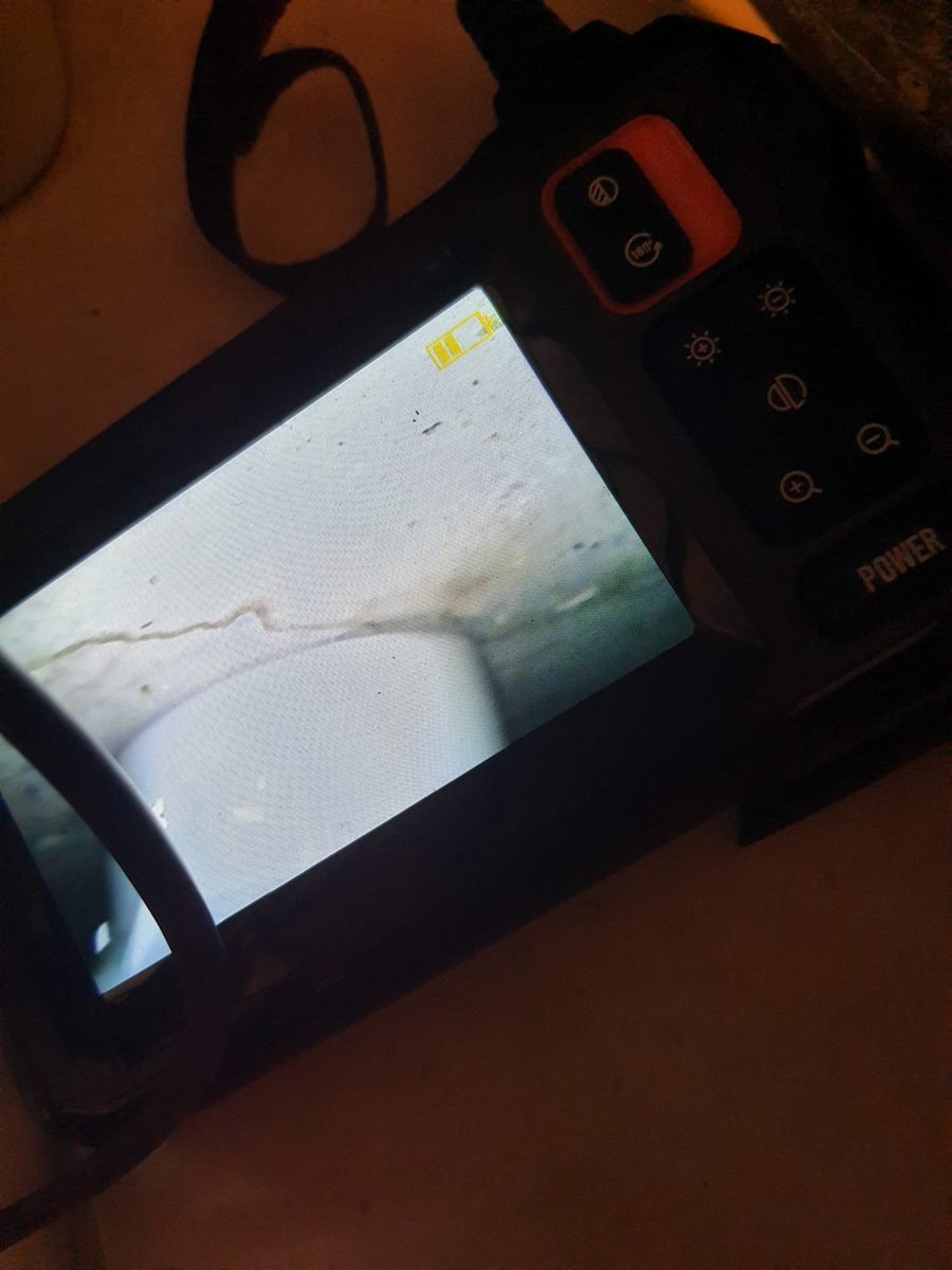Inspection camera used to trace a fault inside a pipe